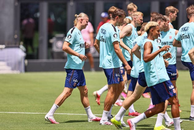 FT LAUDERDALE, FL - JULY 09: Erling Haaland 9 of Norway is seen attending a Norway team training session prior to a FIFA World Cup, WM, Weltmeisterschaft, Fussball 26 Quarter-Final game between Norway and England on July 8, 2026 at the Inter Miami CF Stadium, Fort Lauderdale, Florida.(Photo by Chris Arjoon) SOCCER: JUL 09 FIFA World Cup 26 - Norway Training EDITORIAL USE ONLY Icon26070900000014
