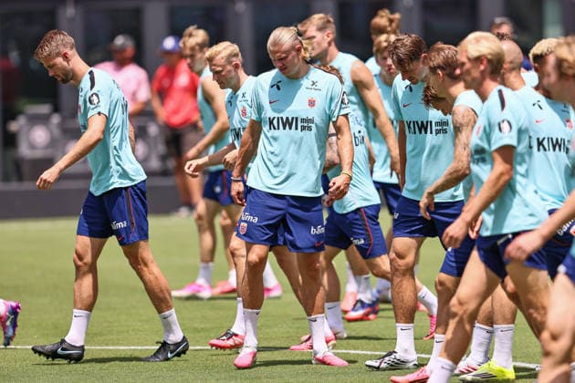 FT LAUDERDALE, FL - JULY 09: Erling Haaland 9 of Norway is seen attending a Norway team training session prior to a FIFA World Cup, WM, Weltmeisterschaft, Fussball 26 Quarter-Final game between Norway and England on July 8, 2026 at the Inter Miami CF Stadium, Fort Lauderdale, Florida.(Photo by Chris Arjoon) SOCCER: JUL 09 FIFA World Cup 26 - Norway Training EDITORIAL USE ONLY Icon26070900000015