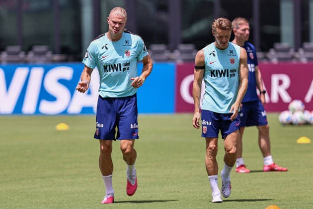 FT LAUDERDALE, FL - JULY 09: Erling Haaland 9 and Martin Odegaard 10 of Norway are seen attending a Norway team training session prior to a FIFA World Cup, WM, Weltmeisterschaft, Fussball 26 Quarter-Final game between Norway and England on July 8, 2026 at the Inter Miami CF Stadium, Fort Lauderdale, Florida.(Photo by Chris Arjoon) SOCCER: JUL 09 FIFA World Cup 26 - Norway Training EDITORIAL USE ONLY Icon26070900000021