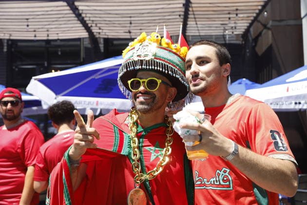FIFA World Cup, WM, Weltmeisterschaft, Fussball 2026 quarterfinals - France vs Morocco Fans of Morocco cheer as they make their way to the stadium ahead of the FIFA World Cup 2026 quarterfinals match France against Morocco, in Boston, USA, 09 July 2026. BOSTON United States  Copyright: xGREGxM.xCOOPERx