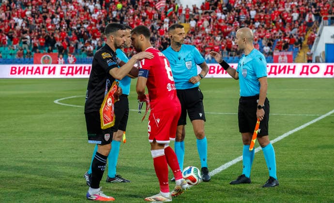 UEFA Europa League First Qualifying Round First Leg, Vasil Levski National Stadium, Sofia, Bulgaria 9 7 2026 CSKA Sofia vs Derry City Derry™s Michael Duffy with Bruno Jordao of CSKA Sofia Michael Duffy with Bruno Jordao 9 7 2026  Copyright: xx _63A1303