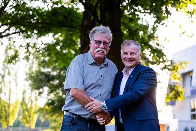 Sport Bilder des Tages 09.07.2026, GER, Handball, ThSV Eisenach Mitgliederversammlung ThSV Eisenachs Präsident Shpetim Alaj tritt nach 8 1 2 Jahren Amtszeit zurück und Jürgen Beck 99817 Eisenach Werner-Assmann-Halle Am Sportp Thueringen Deutschland *** July 9, 2026, GER, Handball, ThSV Eisenach General Meeting: ThSV Eisenach President Shpetim Alaj steps down after 8 1 2 years in office; Jürgen Beck, 99817 Eisenach, Werner Assmann Hall, Am Sportp, Thuringia, Germany