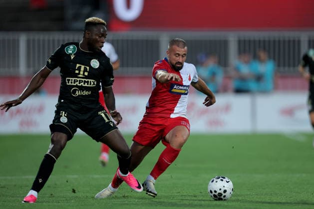 Vojvodina v Ferencvaros, UEFA Europa League first qualifying round, 1st leg, season 2026 2027 Novi Sad, Serbia. 9th July, 2026. Vojvodina s Ifet Djakovac (R) vies with Ferencvaros Bamidele Yusuf (L) during the UEFA Europa League first qualifying round first leg football match between Vojvodina and Ferencvaros on July 9. 2026. in Novi Sad, Serbia. Novi Sad Serbia Copyright: xPedjaxMilosavljevic STARSPORTx x