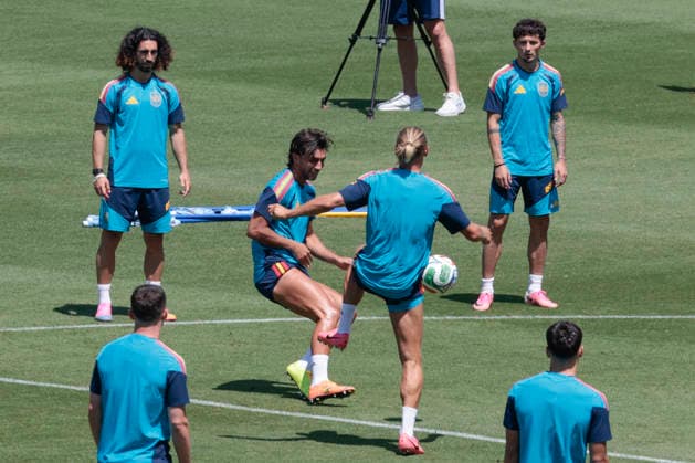 Spanish players during a training session of the national team, Nationalteam of Spain in Los Angeles, US, 9 July 2026, on the eve of the 2026 World Cup quarter-final match against Belgium. Spanish National Team training session !ACHTUNG: NUR REDAKTIONELLE NUTZUNG!  Copyright: xLavandeiraxJrx GRAF4070 20260709-55020851307_1