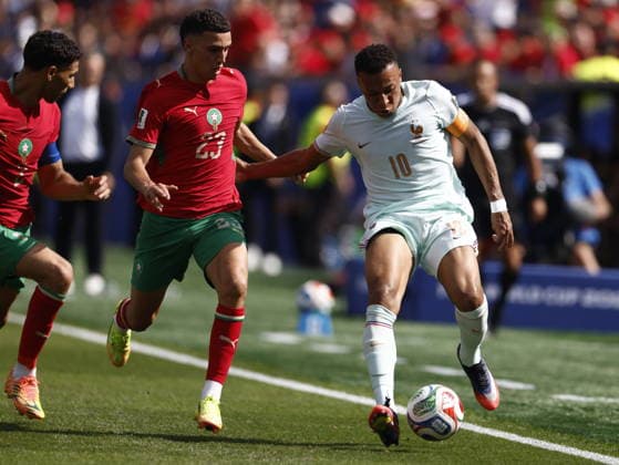 FIFA World Cup, WM, Weltmeisterschaft, Fussball 2026 quarterfinals - France vs Morocco Kylian Mbappe of France (R) and Bilal El Khannouss of Morocco in action during the FIFA World Cup 2026 quarterfinals match France against Morocco, in Boston, USA, 09 July 2026. BOSTON United States  Copyright: xWILLxOLIVERx