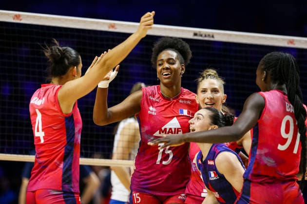 Serbia v France - Women s Volleyball Nations League BELGRADE, SERBIA - JULY 9: Players of France celebrate after scoring during the 2026 FIVB Volleyball Women s Nations League match between the Serbia and France in Belgrade, Serbia, on July 9, 2026. Filip Stevanovic Anadolu Belgrade Serbia. Editorial use only. Please get in touch for any other usage.  Copyright: x2026xAnadoluxFilipxStevanovicx