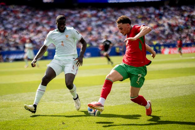 Boston, USA 09th Jul 2026. Chemsdine Talbi (MAR) Dayot Upamecano (FRA) France - Morocco World Cup Frankreich - Marokko 09.07.2026 *** Boston, USA, July 9, 2026 Chemsdine Talbi MAR Dayot Upamecano FRA France Morocco World Cup France Morocco July 9, 2026