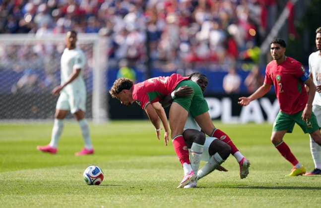 France v Morocco - FIFA World Cup, WM, Weltmeisterschaft, Fussball 2026 - Quarter Final FOXBOROUGH, USA - JULY 9: Manu Kone of France and Neil El Aynaoui of Morocco compete for the ball during the 2026 FIFA World Cup Quarter Final match between France and Morocco at Boston Stadium (Gillette Stadium) in Foxborough, Massachusetts, United States on July 9, 2026. Jose Hernandez Anadolu Boston United States. Editorial use only. Please get in touch for any other usage.  Copyright: x2026xAnadoluxJosexHernandezx