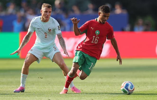 France v Morocco: Quarter Final - FIFA World Cup, WM, Weltmeisterschaft, Fussball 2026 Lucas Digne of France and Gessime Yassine of Morocco challenge during the FIFA World Cup 2026 Quarter Final match between France and Morocco at Boston Stadium on July 9, 2026 in Foxborough, United States. Foxborough Boston Stadium MA United States Copyright: xAllstarxPicturexLibraryxLtdx