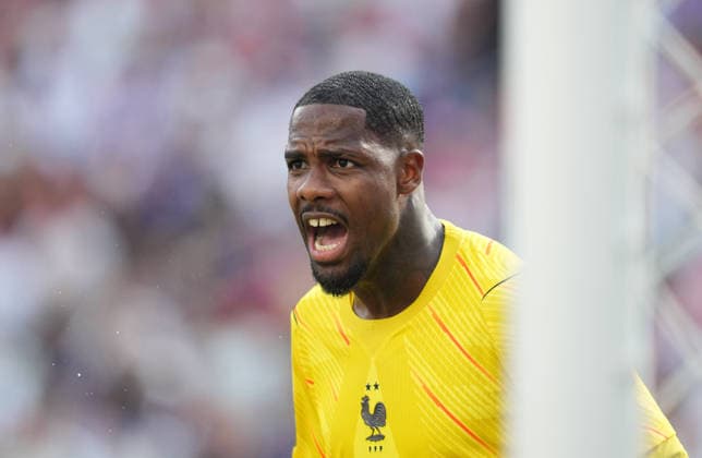 Mike Maignan (France) during France and Morocco, Quarter final FIFA World Cup, WM, Weltmeisterschaft, Fussball 2026, Boston Stadium, Boston, USA on July 9, 2026. Thor Wegner DeFodi Images. (Photo by DeFodi Images) - *** Mike Maignan of France during the quarterfinal match between France and Morocco at the 2026 FIFA World Cup, Boston Stadium, Boston, USA, on July 9, 2026. Photo by Thor Wegner, DeFodi Images