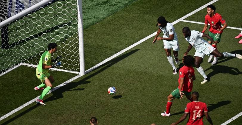 France and Morocco face off in FIFA World Cup, WM, Weltmeisterschaft, Fussball 2026 quarter-final in Foxborough FOXBOROUGH, MASSACHUSETTS, UNITED STATES JULY 9, 2026: Players of France and Morocco compete during the FIFA World Cup 2026 quarter-final match at Boston Stadium in Foxborough, Massachusetts, United States, on July 9, 2026. FOXBOROUGH United States of America Copyright: x xwalidxibrahimx xJNAxPressx