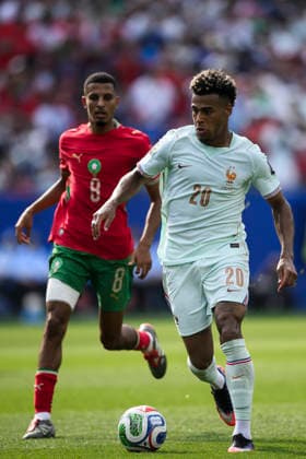 France v Morocco - FIFA World Cup, WM, Weltmeisterschaft, Fussball 2026 Desire Doue of France competes for the ball with Azzedine Ounahi of Morocco during the FIFA World Cup 2026 quarter final football match between France and Morocco. Foxborough United States Copyright: xNicolòxCampox