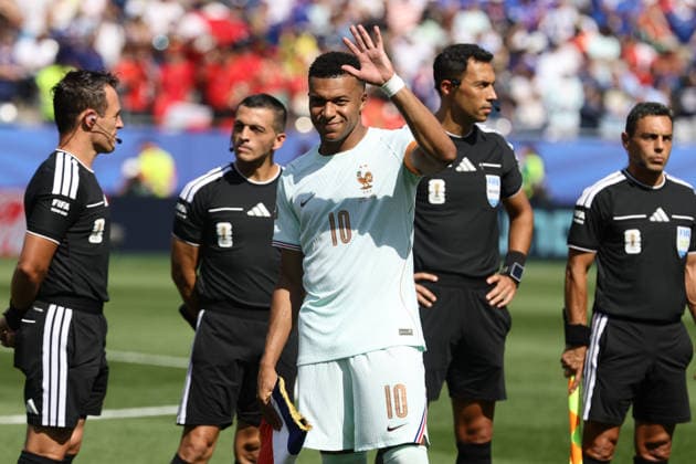 Kylian Mbappe of France before the match during the FIFA World Cup, WM, Weltmeisterschaft, Fussball 2026 Quarter Final match between France and Morocco at the Boston Stadium, Foxborough, Massachusetts on 9 July 2026. Copyright: xPeterxDovganx 45240075