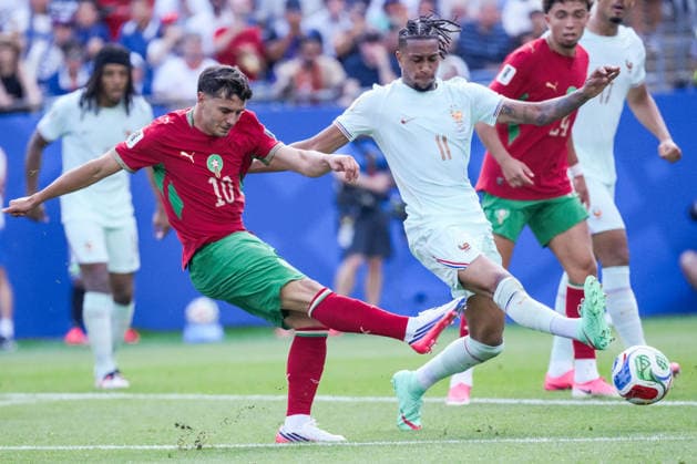 Brahim Diaz of Morocco (L) shoots for goal under pressure from Michael Olise of France (R) during a FIFA Men’s World Cup 2026 quarter-final football match between France and Morocco at Boston Stadium, in Foxborough on July 09th 2026 (Photo by Alexandra Fechete SPP)  Copyright: xAlexandraxFechete SPPx Sportspressphoto_SPR188186