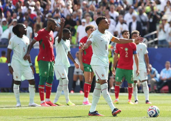 260710 -- BOSTON, July 10, 2026 -- Kylian Mbappe front of France prepares to shoot a penalty kick during the quarter final match between France and Morocco at the 2026 FIFA World Cup, WM, Weltmeisterschaft, Fussball at Boston Stadium in Boston, the United States, July 9, 2026. SPU.S.-BOSTON-FOOTBALL-FIFA WORLD CUP-QUARTER FINAL-FRA VS MAR ZhangxChen  (SP)U.S.-BOSTON-FOOTBALL-FIFA WORLD CUP-QUARTER FINAL-FRA VS MAR IMAGO ZhangxChen  imago images 0861207763