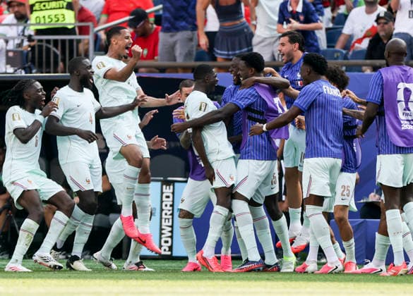 260710 -- BOSTON, July 10, 2026 -- Players of France celebrate scoring during the quarter final match between France and Morocco at the 2026 FIFA World Cup, WM, Weltmeisterschaft, Fussball at Boston Stadium in Boston, the United States, July 9, 2026. SPU.S.-BOSTON-FOOTBALL-FIFA WORLD CUP-QUARTER FINAL-FRA VS MAR ZhangxChen  (SP)U.S.-BOSTON-FOOTBALL-FIFA WORLD CUP-QUARTER FINAL-FRA VS MAR IMAGO ZhangxChen  imago images 0861209328