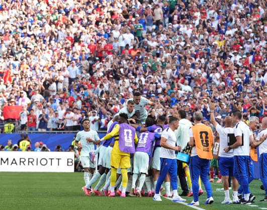 260710 -- BOSTON, July 10, 2026 -- Players of France celebrate scoring during the quarter final match between France and Morocco at the 2026 FIFA World Cup, WM, Weltmeisterschaft, Fussball at Boston Stadium in Boston, the United States, July 9, 2026. SPU.S.-BOSTON-FOOTBALL-FIFA WORLD CUP-QUARTER FINAL-FRA VS MAR LuixSiuxWai  (SP)U.S.-BOSTON-FOOTBALL-FIFA WORLD CUP-QUARTER FINAL-FRA VS MAR IMAGO LuixSiuxWai  imago images 0861210047