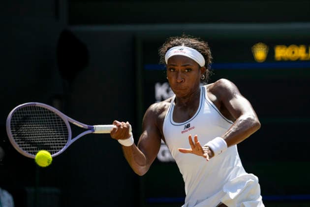 (260710) -- LONDON, July 10, 2026 -- Coco Gauff of the United States hits a return during the women s semifinal match against Karolina Muchova of the Czech Republic at the Wimbledon Tennis Championships in London, Britain, on July 9, 2026. (Photo by Xinhua) (SP)BRITAIN-LONDON-TENNIS-WIMBLEDON-WOMEN S SINGLES StephenxChung 