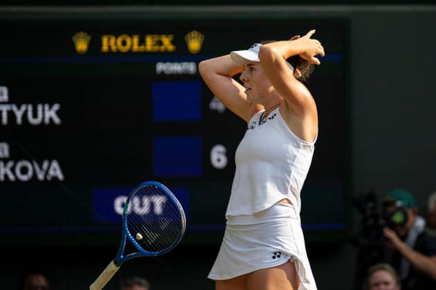 (260710) -- LONDON, July 10, 2026 -- Linda Noskova of the Czech Republic celebrates after winning the women s semifinal match against Marta Kostyuk of Ukraine at the Wimbledon Tennis Championships in London, Britain, on July 9, 2026. (Photo by Xinhua) (SP)BRITAIN-LONDON-TENNIS-WIMBLEDON-WOMEN S SINGLES StephenxChung 