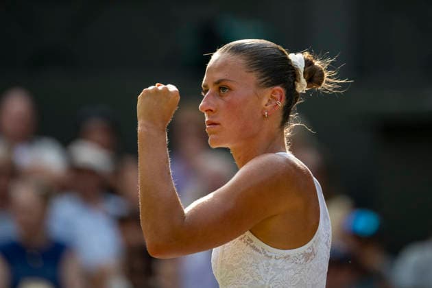 (260710) -- LONDON, July 10, 2026 -- Marta Kostyuk of Ukraine reacts during the women s semifinal match against Linda Noskova of the Czech Republic at the Wimbledon Tennis Championships in London, Britain, on July 9, 2026. (Photo by Xinhua) (SP)BRITAIN-LONDON-TENNIS-WIMBLEDON-WOMEN S SINGLES StephenxChung 