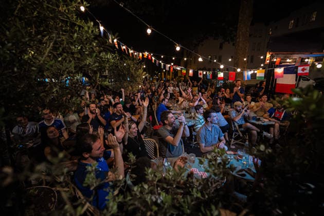 (260710) -- PARIS, July 10, 2026 -- French fans react as they watch a broadcast of the 2026 FIFA World Cup, WM, Weltmeisterschaft, Fussball quarterfinal football match between France and Morocco in Paris, France, July 9, 2026. (Photo by Xinhua) (SP)FRANCE-PARIS-FIFA WORLD CUP-FRANCE VS MOROCCO-FANS AurelienxMorissard 