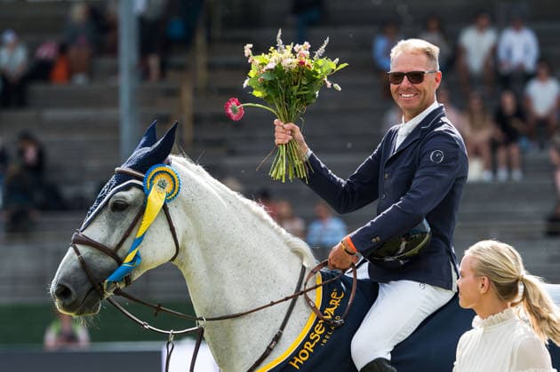 260710 Marcus Westergren of Sweden with horse Fellaini de Liebri Z celebrates after Stiftelsen Falsterbo Horse Show Prize during the Falsterbo Horse Show on July 10, 2026 in Falsterbo. Photo: Christian Örnberg BILDBYRAN COP 166 CO0709 ridsport equestrian falsterbo horse show ridsportlaget bbeng stiftelsen falsterbo horse show prize jubel *** July 10, 2026: Marcus Westergren of Sweden, riding Fellaini de Liebri Z, celebrates after winning the Stiftelsen Falsterbo Horse Show Prize during the Falsterbo Horse Show on July 10, 2026 in Falsterbo. Photo by Christian Örnberg, BILDBYRAN COP 166 CO0709: equestrian sports, Falsterbo Horse Show, Ridsportlaget BBENG, Stiftelsen Falsterbo Horse Show Prize, celebration  Copyright: CHRISTIANxÖRNBERG BB260710CO005