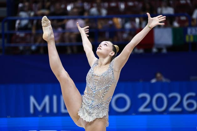 IPA86562130 - Tara DRAGAS (ITA) during the Rhythmic gymnastics, Rhythmische Sportgymnastik, RSG World Cup Final at the Unipol Forum, Milan, Italy, on July 10, 2026, during the Rhythmic Gymnastics - FIG World Cup 2026, held in Assago (MI), Italy, on July 10, 2026  Copyright: xValerioxOrigo IPAxSportx xx 86562130