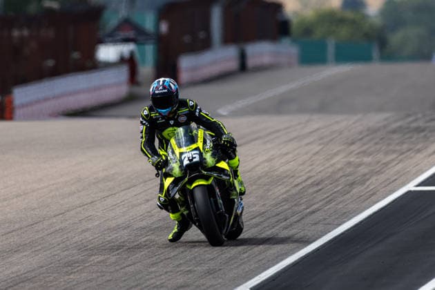 GER, Großer Preis von Deutschland, MotoGP. 11. Lauf, FIM Motorrad-Weltmeisterschaft. 10.07.2026, Sachsenring, Hohenstein-Ernstthal, GER, Großer Preis von Deutschland, MotoGP. 11. Lauf, FIM Motorrad-Weltmeisterschaft. 25, Raul Fernandez, SuperFile Trackhouse MotoGP Team Â Foto: Alexander Trienitz Hohenstein-Ernstthal Sachsenring Sachsen Deutschland *** GER, German Grand Prix, MotoGP Round 11, FIM Motorcycle World Championship, July 10, 2026, Sachsenring, Hohenstein Ernstthal, GER, German Grand Prix, MotoGP Round 11, FIM Motorcycle World Championship 25, Raul Fernandez, SuperFile Trackhouse MotoGP Team Photo by Alexander Trienitz, Hohenstein Ernstthal, Sachsenring, Saxony, Germany