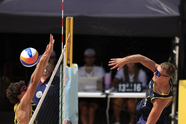 Sport Bilder des Tages MALMÖ, SWEDEN 20260710 Sweden s Anton Andersson during the Beach Pro Tour Futures volleyball tournament at Ribersborgsstranden in Malmö. MALMÖ SWEDEN x10600x *** MALMÖ, SWEDEN July 10, 2026 Sweden s Anton Andersson during the Beach Pro Tour Futures volleyball tournament at Ribersborgsstranden in Malmö, SWEDEN x10600x  Copyright: xAndreasxHillergren TTx BEACH VOLLEYBALL TOURNAMENT STARTS IN MALMÖ