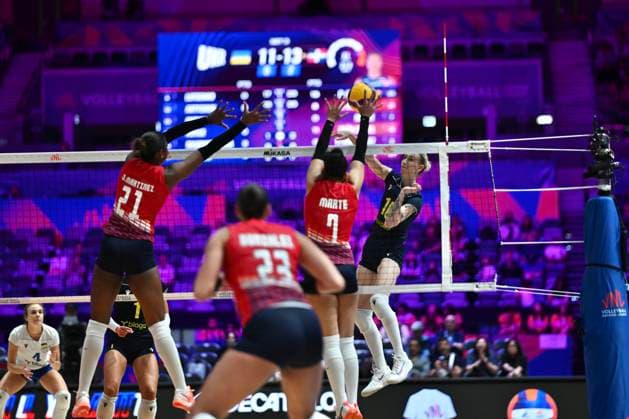 RECORD DATE NOT STATED HONG KONG-SPORTS Volleyball Nations League Hong Kong Valeriia Nudha (No.10) from team Ukraine during the match between Dominican Republic and Ukraine at Volleyball Nations League Hong Kong 2026 in Hong Kong, July 10, 2026.NEXPHER Kobe Li Hong Kong