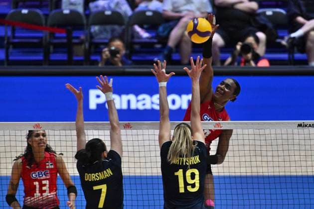 RECORD DATE NOT STATED HONG KONG-SPORTS Volleyball Nations League Hong Kong Brayelin Martinez (No.20) from team Dominican Republic during the match between Dominican Republic and Ukraine at Volleyball Nations League Hong Kong 2026 in Hong Kong, July 10, 2026.NEXPHER Kobe Li Hong Kong