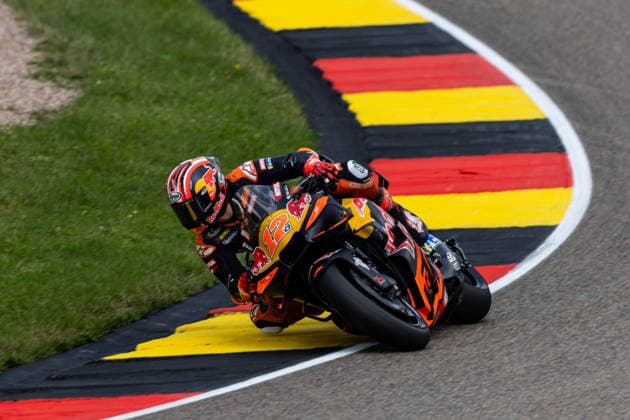 GER, Großer Preis von Deutschland, MotoGP. 11. Lauf, FIM Motorrad-Weltmeisterschaft. 10.07.2026, Sachsenring, Hohenstein-Ernstthal, GER, Großer Preis von Deutschland, MotoGP. 11. Lauf, FIM Motorrad-Weltmeisterschaft. 12, Maverick Vinales, Red Bull KTM Tech3 Â Foto: Alexander Trienitz Hohenstein-Ernstthal Sachsenring Sachsen Deutschland *** GER, German Grand Prix, MotoGP Round 11, FIM Motorcycle World Championship, July 10, 2026, Sachsenring, Hohenstein Ernstthal, GER, German Grand Prix, MotoGP Round 11, FIM Motorcycle World Championship 12, Maverick Vinales, Red Bull KTM Tech3 Photo by Alexander Trienitz Hohenstein Ernstthal Sachsenring Saxony Germany