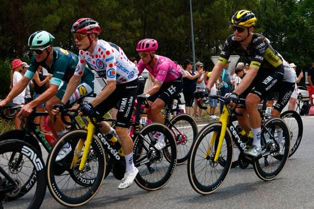 Tour de France 2026 Stage 7 BORDEAUX, FRANCE - JULY 10 : Vingegaard Jonas (DEN) of Team Visma Lease a Bike during stage 7 of the 113rd edition of Tour de France an UCI World Tour 2.UWT cycling road race stage for Men Elite of 175 km with start in Hagetmau and finish in Bordeaux on July 10, 2026 in Bordeaux, France, 10 07 2026 Bordeaux France  Copyright: xLucaxBettinix