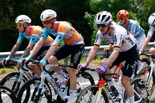 Tour de France 2026 Stage 7 BORDEAUX, FRANCE - JULY 10 : Engelhardt Felix (GER) of Team Jayco AlUla during stage 7 of the 113rd edition of Tour de France an UCI World Tour 2.UWT cycling road race stage for Men Elite of 175 km with start in Hagetmau and finish in Bordeaux on July 10, 2026 in Bordeaux, France, 10 07 2026 Bordeaux France  Copyright: xLucaxBettinix
