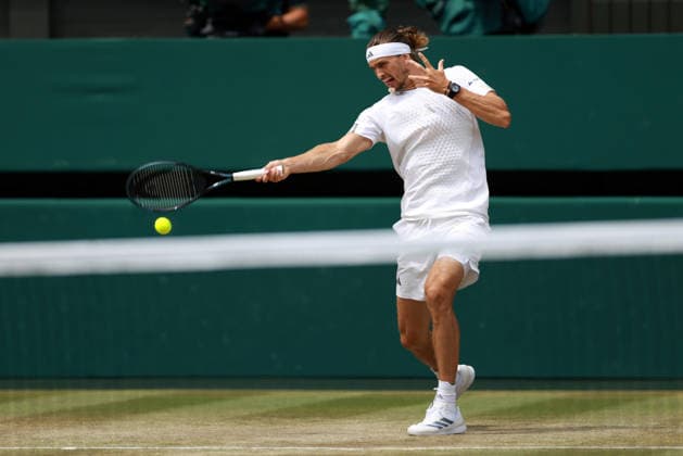 Alexander Zverev during his semi final match Wimbledon Tennis Championships, Day 12, The All England Lawn Tennis and Croquet Club, London, UK - 10 Jul 2026London The All England Lawn Tennis and United Kingdom  Copyright: xJamesxMarsh Shutterstockx 16981029ab