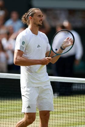 Alexander Zverev celebrates victory in his semi final match Wimbledon Tennis Championships, Day 12, The All England Lawn Tennis and Croquet Club, London, UK - 10 Jul 2026London The All England Lawn Tennis and United Kingdom  Copyright: xJamesxMarsh Shutterstockx 16981029cx