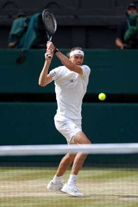 Alexander Zverev during his semi final match Wimbledon Tennis Championships, Day 12, The All England Lawn Tennis and Croquet Club, London, UK - 10 Jul 2026London The All England Lawn Tennis and United Kingdom  Copyright: xJamesxMarsh Shutterstockx 16981029dn