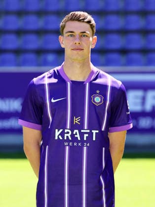 Erz.Aue - Teamfoto Regionalliga Nordost Tim Maciejewski (27, Aue), FC Erzgebirge Aue; Regionalliga Nordost,Ê Porträttermin, 2026 2027, , Aue, 09.07.2026, Erzgebirgsstadion, Fußball, Regionalliga Nordost, Nur für journalistische Zwecke. Only for editorial use! , *** Erz Aue Team Photo, Northeast Regional League, Tim Maciejewski, 27, Aue, FC Erzgebirge Aue, Northeast Regional League, Portrait Session, 2026–2027, , Aue, July 9, 2026, Erzgebirgsstadion, soccer, Northeast Regional League, For journalistic purposes only, Picture Point