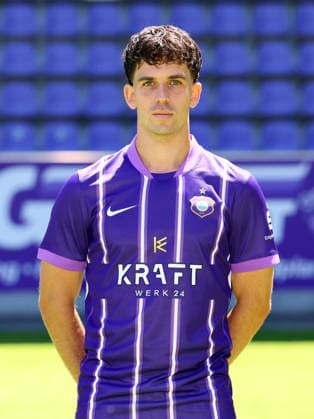 Erz.Aue - Teamfoto Regionalliga Nordost Christoph Pauling (19, Aue), FC Erzgebirge Aue; Regionalliga Nordost,Ê Porträttermin, 2026 2027, , Aue, 09.07.2026, Erzgebirgsstadion, Fußball, Regionalliga Nordost, Nur für journalistische Zwecke. Only for editorial use! , *** Erz Aue Team Photo, Northeast Regional League, Christoph Pauling, 19, Aue, FC Erzgebirge Aue, Northeast Regional League, Portrait Session, 2026–2027, , Aue, July 9, 2026, Erzgebirgsstadion, soccer, Northeast Regional League, For editorial use only, Picture Point