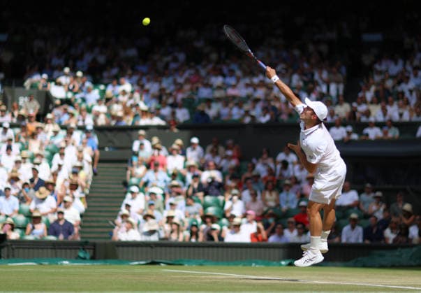 Wimbledon Championships 2026, Day 12, AELTC Wimbledon, London, UK - 10 07 2026 Arthur Fery (GBR) serves during his semi Final match against Alexander Zverev (GER) in the 2026 Wimbledon Championships at the AELTC London London AELTC Wimbledon London GBR, UK NEWSPAPERS OUT Copyright: xMarkxGreenwoodx