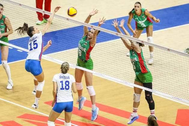 Bulgaria v Czech Republic - Women s Volleyball Nations League BELGRADE, SERBIA - JULY 10: Players of Bulgaria and the Czech Republic compete during the FIVB Volleyball Women s Nations League match between Bulgaria and the Czech Republic at Belgrade Arena in Belgrade, Serbia, on July 10, 2026. Filip Stevanovic Anadolu Belgrade Serbia. Editorial use only. Please get in touch for any other usage.  Copyright: x2026xAnadoluxFilipxStevanovicx