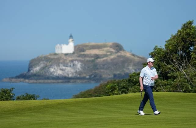 Sport Bilder des Tages Robert MacIntyre of Scotland on the 4th hole. Genesis Scottish Open, Golf, The Renaissance Club, North Berwick, Scotland, UK - 10 Jul 2026North Berwick The Renaissance Club Scotland United Kingdom  Copyright: xShutterstockx 16984081bj