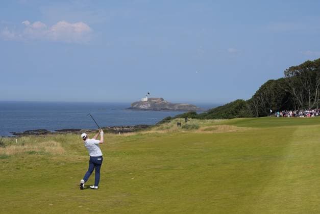 Robert MacIntyre of Scotland on the 4th hole. Genesis Scottish Open, Golf, The Renaissance Club, North Berwick, Scotland, UK - 10 Jul 2026North Berwick The Renaissance Club Scotland United Kingdom  Copyright: xShutterstockx 16984081bo