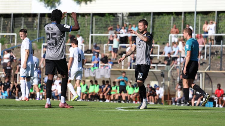 10.07.2026, xrekx, Fussball Testspiel, VfR Mannheim - SV Waldhof Mannheim v.l. Torjubel nach dem Tor zum celebrating the goal celebrate 0:1 durch Julian Ulbricht (SV Waldhof Mannheim) mit Jid Okeke (SV Waldhof Mannheim) (DFL DFB REGULATIONS PROHIBIT ANY USE OF PHOTOGRAPHS as IMAGE SEQUENCES and or QUASI-VIDEO) Mannheim *** July 10, 2026, xrekx, soccer exhibition match, VfR Mannheim vs. SV Waldhof Mannheim: Goal celebration after Julian Ulbricht’s goal (0–1) for SV Waldhof Mannheim, featuring Jid Okeke of SV Waldhof Mannheim. DFL and DFB regulations prohibit any use of photographs as image sequences and or QUASI-VIDEO Mannheim