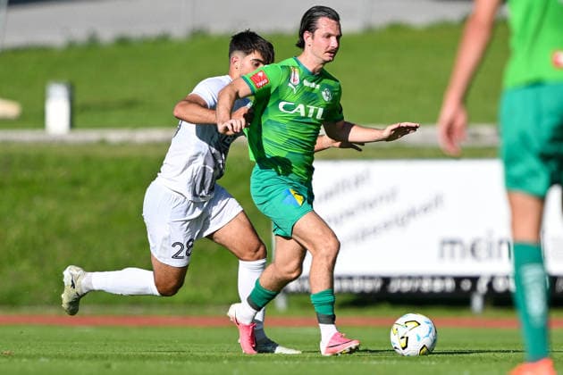 SOCCER - Wattens vs Zhytomyr, test match SCHWAZ,AUSTRIA,10.JUL.26 - SOCCER - ADMIRAL Bundesliga, Premier League, WSG Tirol vs FC Polissya Zhytomyr, test match. Image shows Matic Matej (Zhytomyr) and Thomas Sabitzer (Wattens).  GEPAxpictures xDanielxSchoenherr