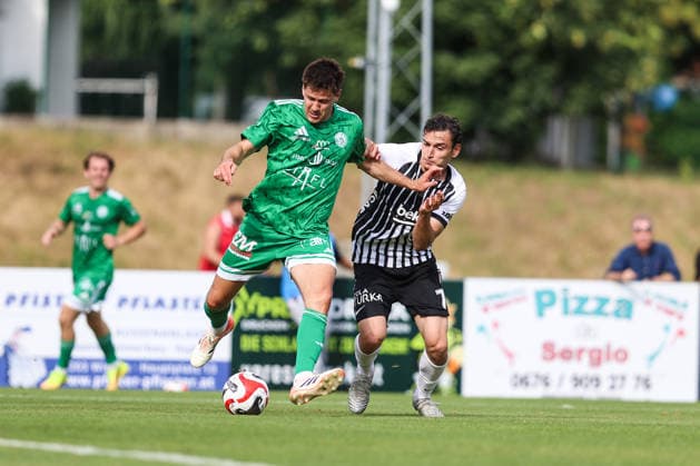Besiktas v Mattersburg - Friendly MATTERSBURG, AUSTRIA - JULY 10: Ahmet Sami Bircan (R) of Besiktas competes for the ball during a pre-season friendly match between Besiktas and Mattersburg at Pappelstadion in Mattersburg, Austria, on July 10, 2026. Muhammed Ali Yigit Anadolu Mattersburg Austria. Editorial use only. Please get in touch for any other usage.  Copyright: x2026xAnadoluxMuhammedxAlixYigitx