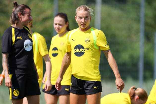 Dortmund, Deutschland: 10.07.2026 - Regionalliga West Frauen - Trainingsauftakt Borussia Dortmund Frauen Im Bild: Ann-Sophie Vogel (BVB) *** Dortmund, Germany, July 10, 2026, Regionalliga West Women s League: Borussia Dortmund Women s Team Kicks Off Training; Pictured: Ann Sophie Vogel, BVB Copyright: HMBxMedia MadeleinexFantini