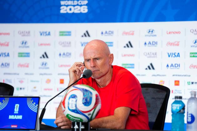 Fotball-VM 2026 Miami Gardens, Florida , USA 20260710. Norges landslagssjef Stale Solbakken under en pressekonferanse med Norges herrelandslag i fotball pa Miami stadion, for kvartfinalen i fotball-VM 2026 mellom Norge og England. Foto: Fredrik Varfjell NTB Miami Gardens, Florida USA EDITORIAL USE ONLY. RESTRICTED USE FOR BETTING COMPANIES Ref:_SPOBZYkoonLpzQ.jpg *** 2026 FIFA World Cup Miami Gardens, Florida, USA 20260710 Norway’s national team coach Stale Solbakken during a press conference with the Norwegian men’s national soccer team at Miami Stadium, ahead of the quarterfinal match between Norway and England at the 2026 FIFA World Cup. Photo by Fredrik Varfjell, NTB, Miami Gardens, Florida, USA. EDITORIAL USE ONLY. RESTRICTED USE FOR BETTING COMPANIES.  Copyright: xFredrikxVarfjellx xNTBx