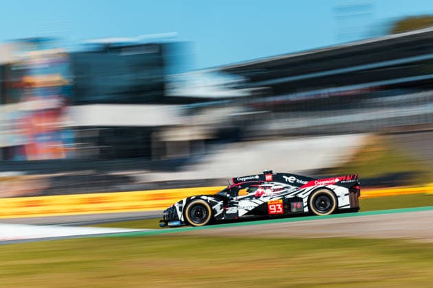 FIA WEC - 6 HOURS OF SAO PAULO 2026 93 CASSIDY Nick (nzl), DI RESTA Paul (gbr), VANDOORNE Stoffel (bel), Peugeot TotalEnergies, Peugeot 9X8 93, Hypercar, action during the 6 Hours of Sao Paulo 2026, 4th round of the 2026 FIA World Endurance Championship, from July 10 to 12, 2026 on the Interlagos Circuit in Sao Paulo, Brazil -  Copyright: xAndreaxLorenzinax