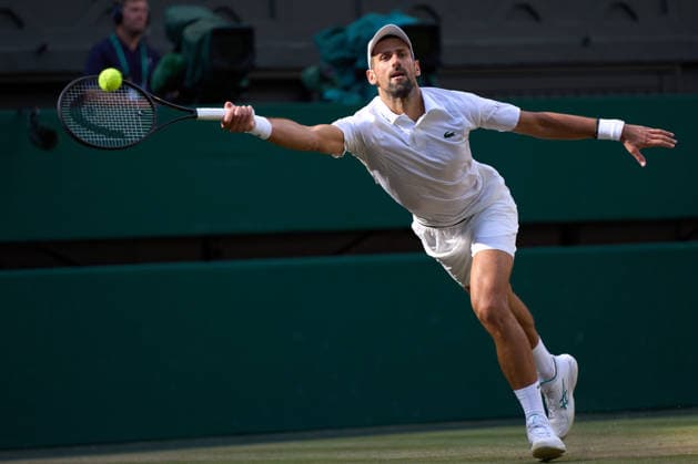2026 Wimbledon, July 10, Semifinal LONDON, - JULY 10: Novak Djokovic of Serbia plays a shot against Jannik Sinner of Italy during the 2026 Wimbledon, July 10, Semifinal at The all England club, Wimbledon on July 10, 2026 in London, GBR. London The all England club, Wimbledon GBR Copyright: xPeterxvanxdenxBerg ISIxPhotosx 9492